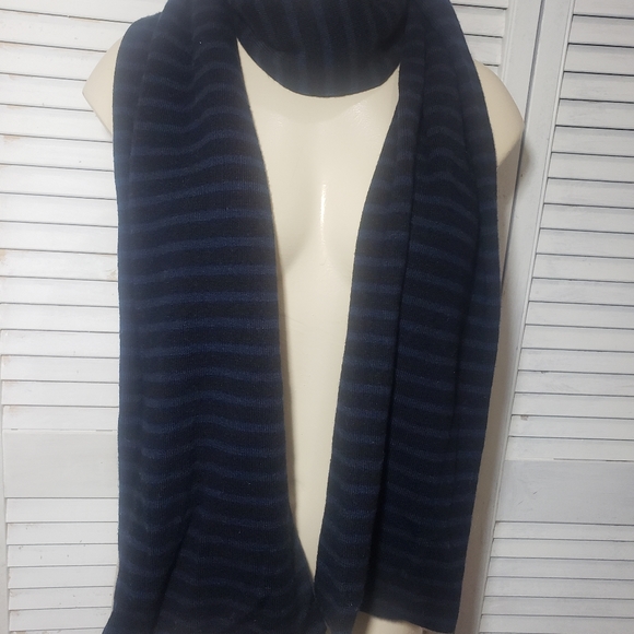 Everlane striped Wool Blended Scarves (2) OS RN 13 - Picture 2 of 4